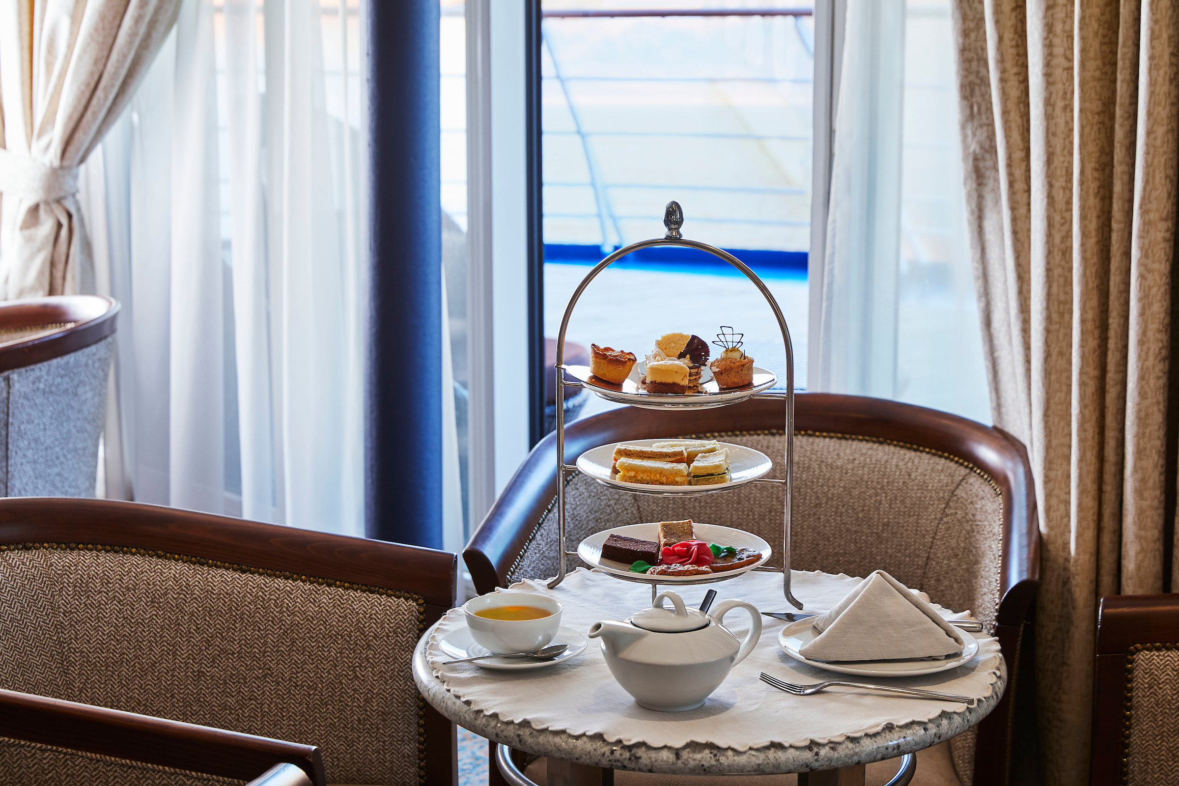 Silver Cloud - Panorama Lounge